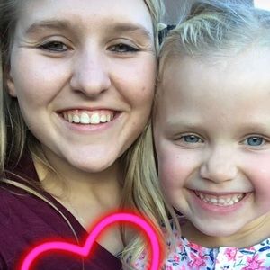 Meet your Posher, Raegan